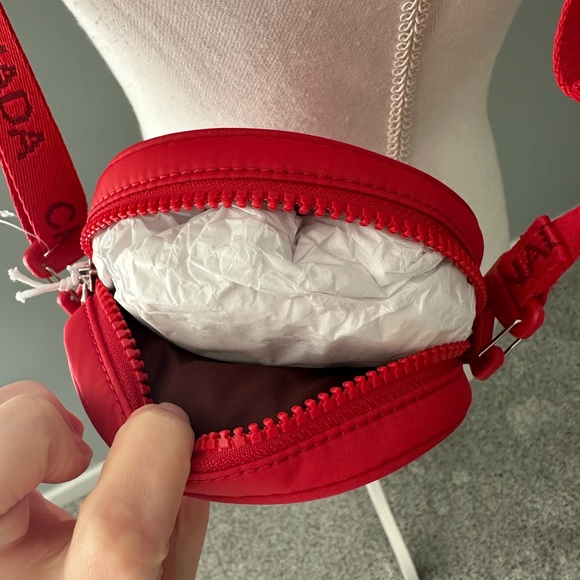 NWT Lululemon future legacy convertible cross body belt bag - Picture 5 of 11